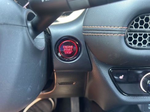 Used 2026 Honda HR-V Sport image 19