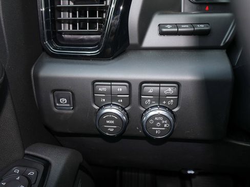 New 2026 GMC Sierra 1500 AT4 image 26