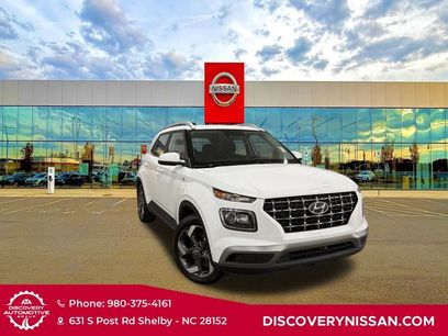 Used 2023 Hyundai Venue SEL
