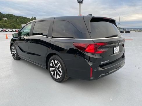 Used 2025 Honda Odyssey EX-L image 6
