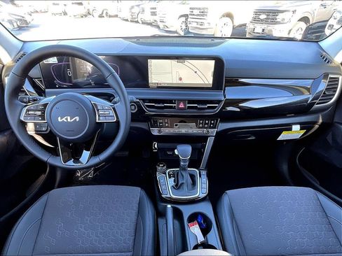 New 2026 Kia Seltos S image 12