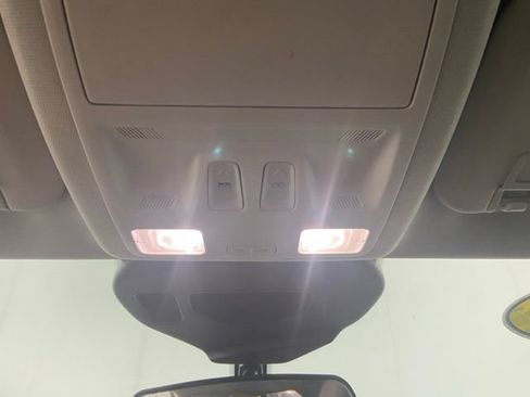 Used 2022 Ford Escape SE w/ SE Sport Appearance Package AWD/4WD image 15