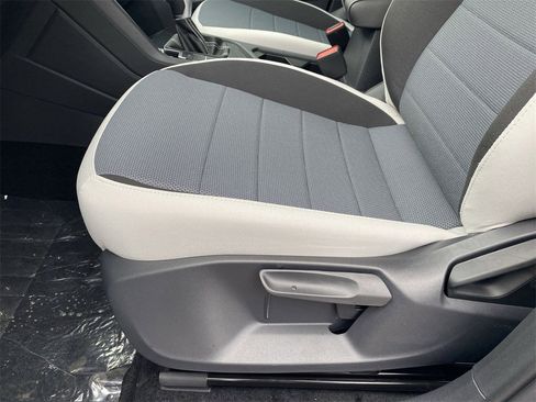 New 2026 Volkswagen Taos S image 16