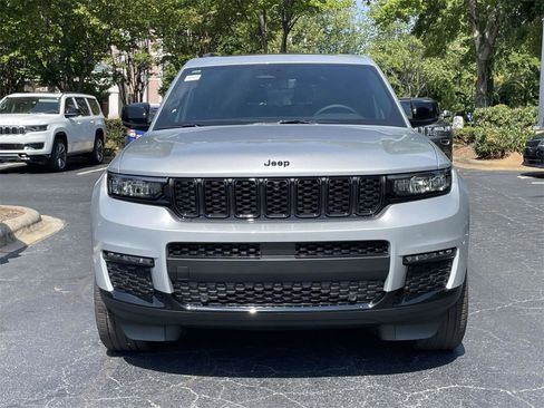 New 2025 Jeep Grand Cherokee L Limited w/ Luxury Tech Group II image 44