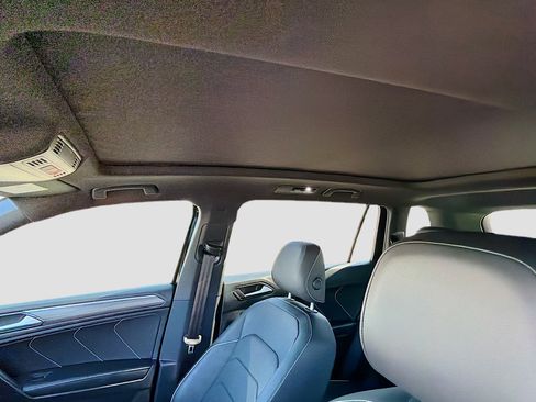 Used 2023 Volkswagen Tiguan SEL R-Line image 26