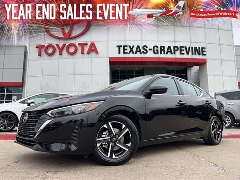 Used 2025 Nissan Sentra SV image 1