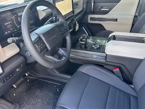 New 2026 GMC Hummer EV SUV w/ LPO, Sport Package image 10