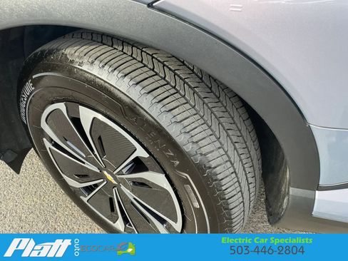 Used 2024 Chevrolet Blazer EV LT AWD/4WD image 23