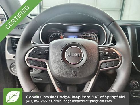 Used 2022 Jeep Cherokee Latitude Lux AWD/4WD image 21