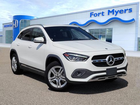 Used 2023 Mercedes-Benz GLA 250 4MATIC image 1