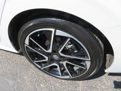 Used 2024 Nissan Sentra SR image 11