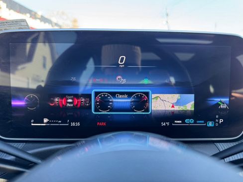 Used 2022 Mercedes-Benz C 300 4MATIC Sedan image 53