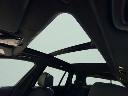 New 2027 BMW X7 M60i AWD/4WD image 20