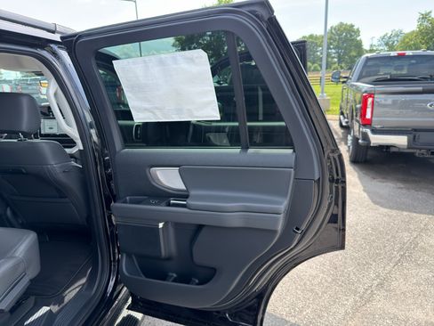 New 2026 Ford Expedition Active RWD image 17