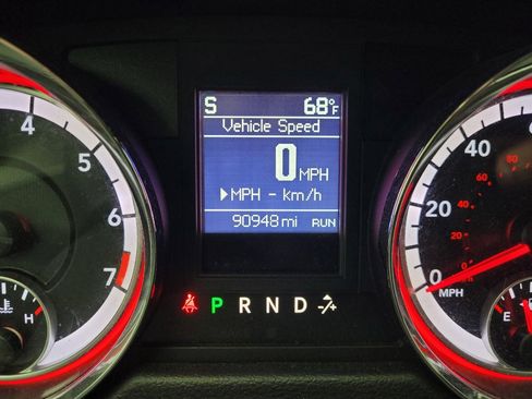 Used 2018 Dodge Grand Caravan GT FWD image 23