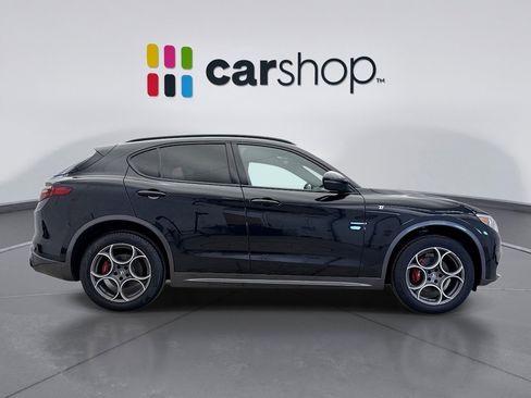 Used 2022 Alfa Romeo Stelvio Ti image 6