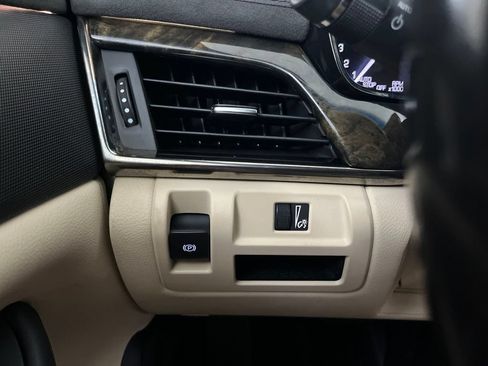 Used 2017 Cadillac CTS Luxury RWD image 58