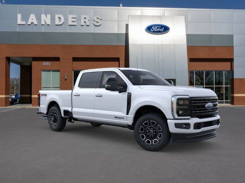 New 2026 Ford F250 Platinum w/ FX4 Off-Road Package image 7