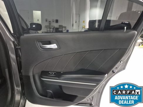 Used 2022 Dodge Charger SXT RWD image 37