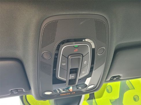 Used 2022 Audi A4 2.0T Premium Plus image 23