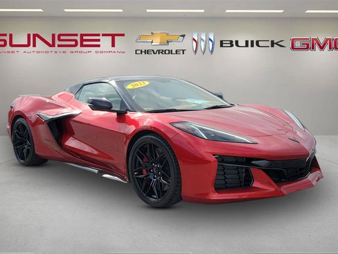 Used 2023 Chevrolet Corvette Z06 image 1