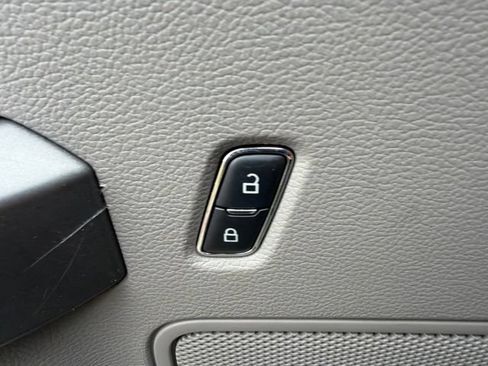 Certified 2017 Ford F150 XLT AWD/4WD image 20