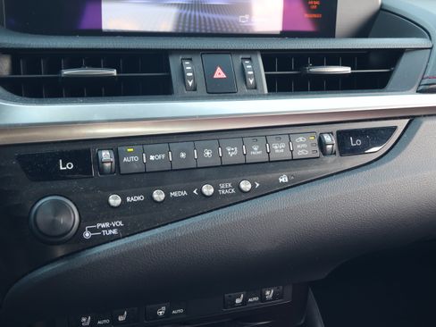 Used 2020 Lexus ES 350 F Sport w/ Accessory Package 2 FWD image 24