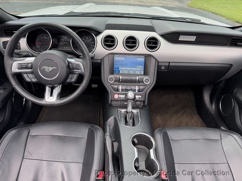 Used 2017 Ford Mustang Premium RWD image 11