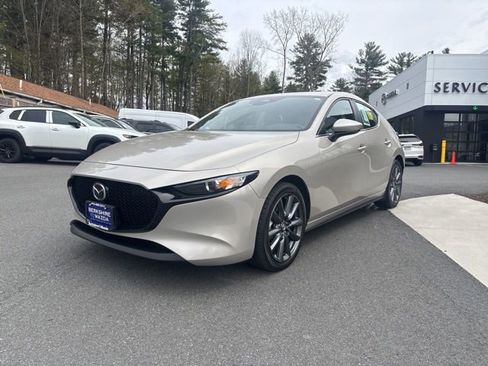 Used 2024 MAZDA MAZDA3 s FWD image 3