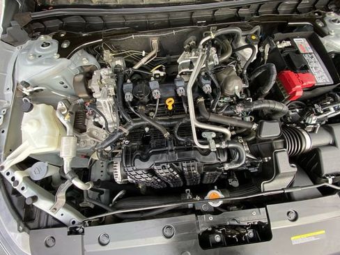 Used 2024 Nissan Altima 2.5 SV image 27