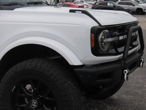 Certified 2023 Ford Bronco Outer Banks AWD/4WD image 5