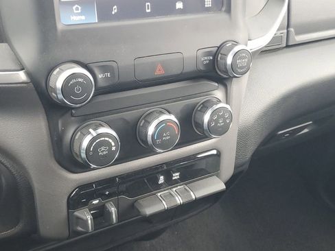 Used 2024 RAM 2500 Big Horn w/ Bed Utility Group image 22