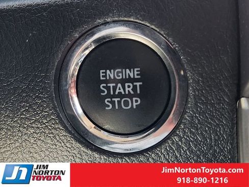 Used 2024 Toyota 4Runner SR5 AWD/4WD image 20