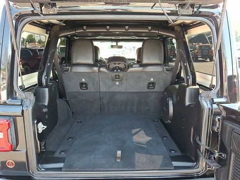 Used 2021 Jeep Wrangler Unlimited Sahara AWD/4WD image 29