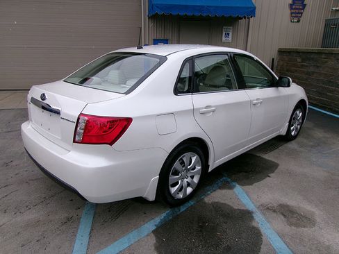Used 2009 Subaru Impreza 2.5i image 5