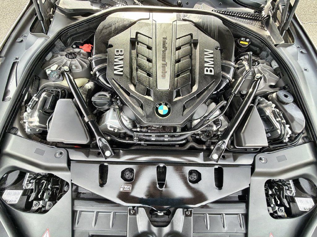 Used 2016 BMW 650i xDrive Convertible AWD/4WD image 17