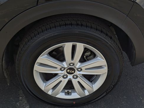 Used 2018 Kia Sportage LX FWD image 7