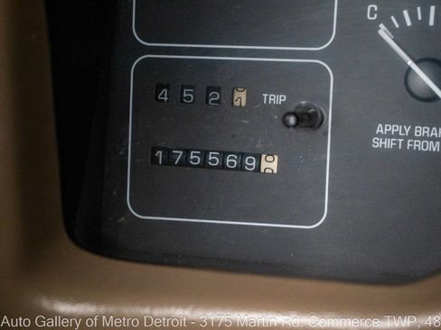 Used 1996 Buick Roadmaster Estate image 17