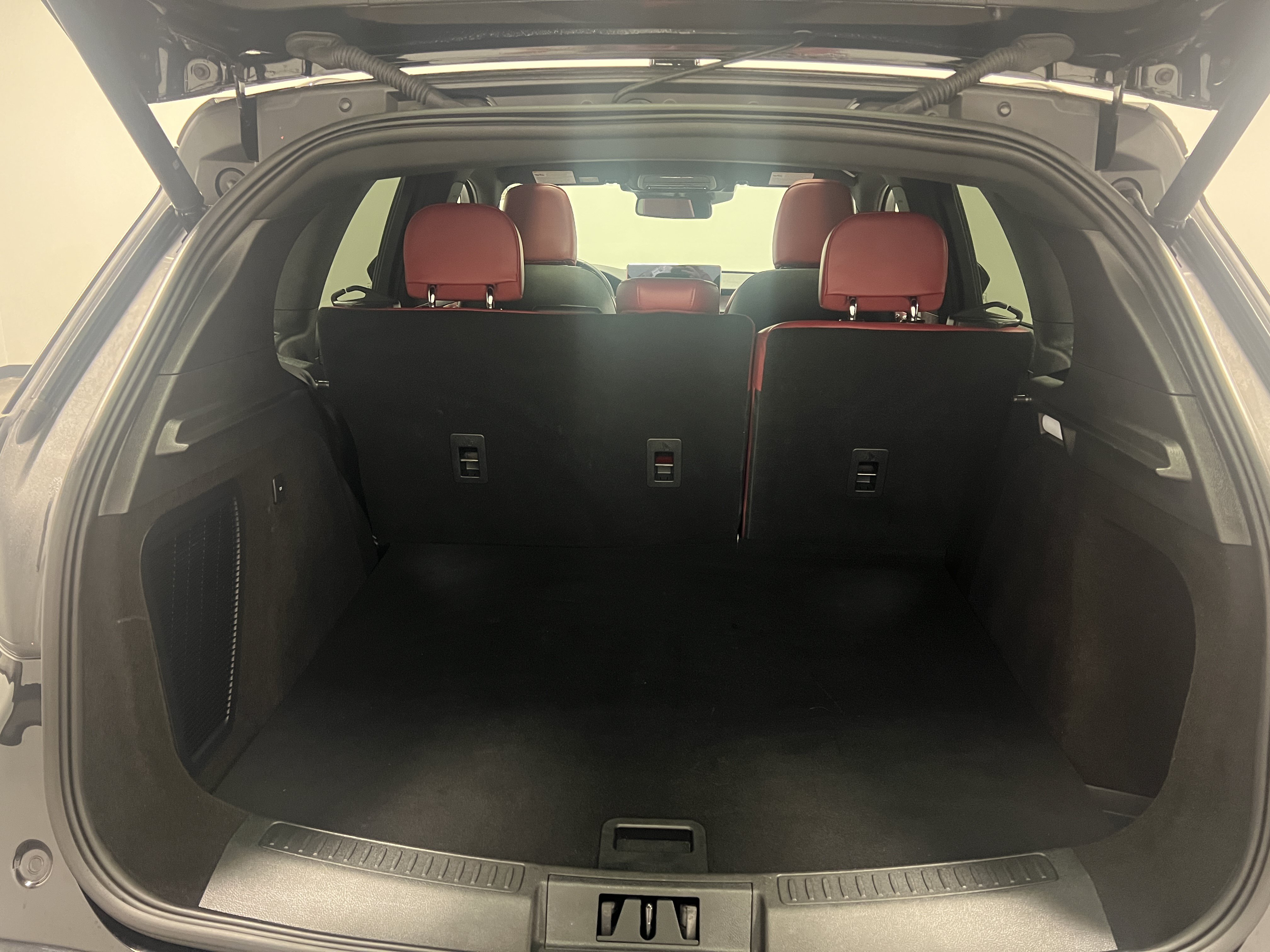 Used 2025 Lincoln Corsair Grand Touring AWD/4WD image 26