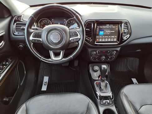 Used 2020 Jeep Compass Limited image 10
