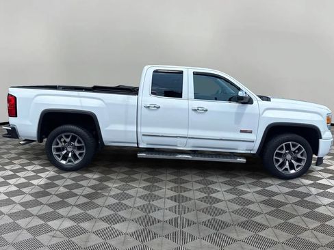 Used 2015 GMC Sierra 1500 SLT w/ All-Terrain Package AWD/4WD image 4