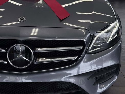 Used 2018 Mercedes-Benz E 400 4MATIC Wagon image 6