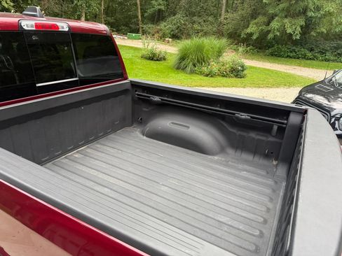 Used 2020 RAM 1500 Big Horn AWD/4WD image 9