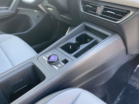 New 2026 Volkswagen Tiguan SE R-Line FWD image 30
