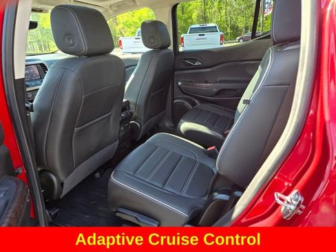 Used 2023 GMC Acadia Denali w/ Denali Technology Package AWD/4WD image 14