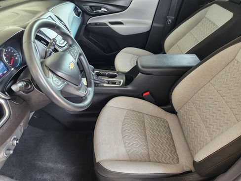 Used 2024 Chevrolet Equinox LT FWD image 14