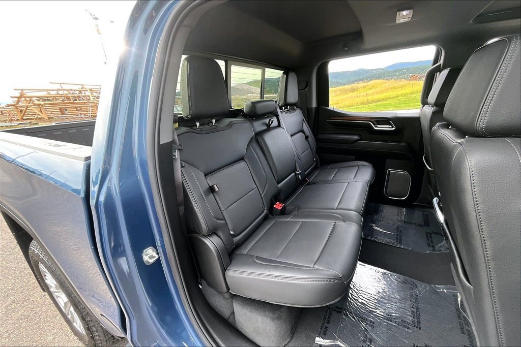 Used 2024 GMC Sierra 1500 Denali w/ Technology Package AWD/4WD image 28