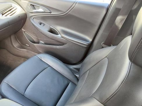 Used 2018 Chevrolet Malibu LT w/ True North Edition FWD image 33