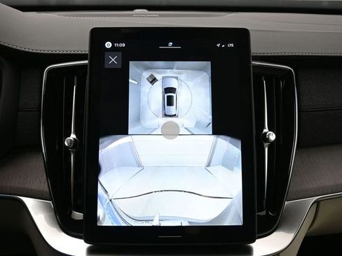 New 2026 Volvo XC90 B6 Ultra w/ Protection Package Premier image 22