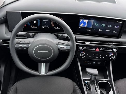 New 2026 Hyundai Tucson SEL FWD image 17